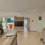 Pervan פולה