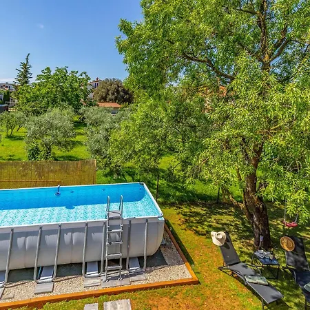 Awesome In With Kitchen Holiday home *